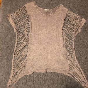 Unique BKE cut long tee shirt!